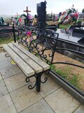 Комбинированная скамейка на кладбище